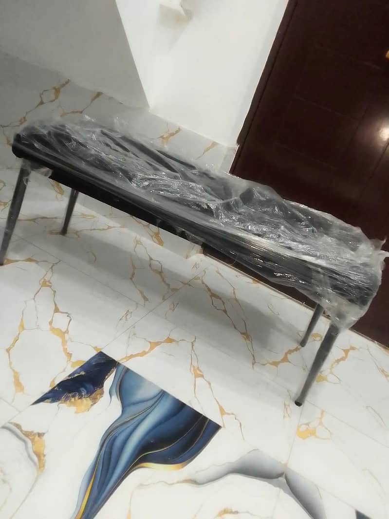 Table Chairs 2