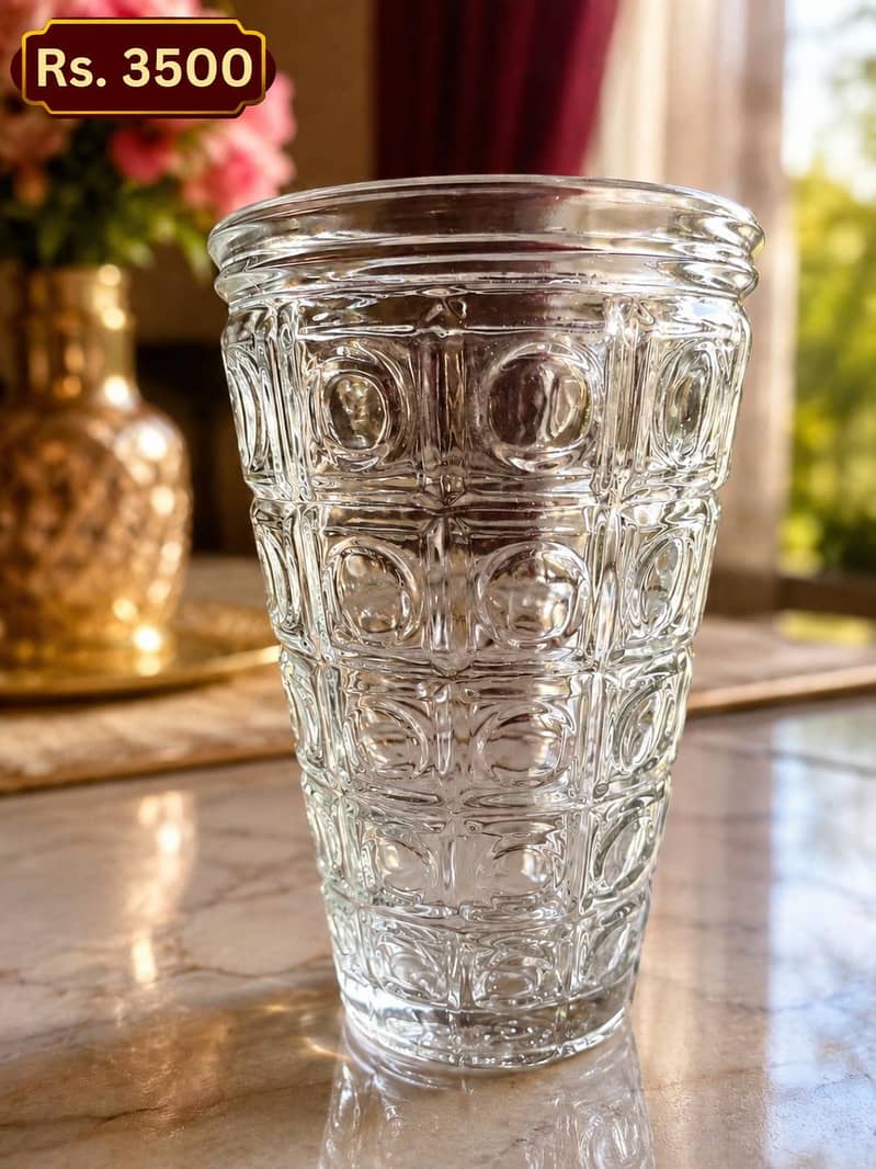 uk vase 3