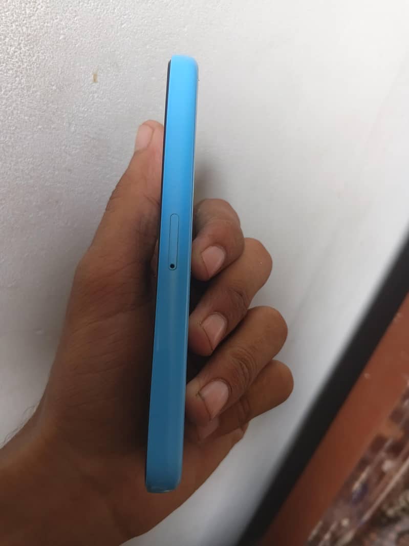Apple iPhone 5c 2