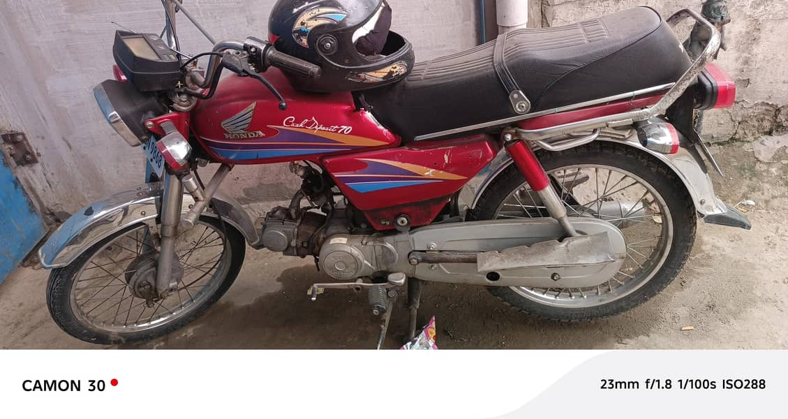 CD 70 2006 Model 0