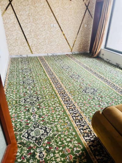 Full Room Carpet (16 x 12 Feet) – Excellent Condition