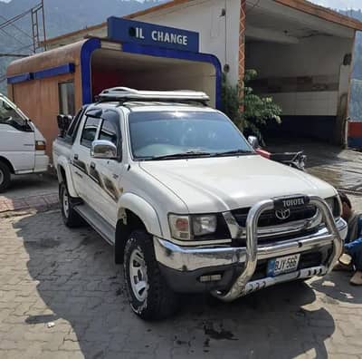 Toyota Hilux 2004