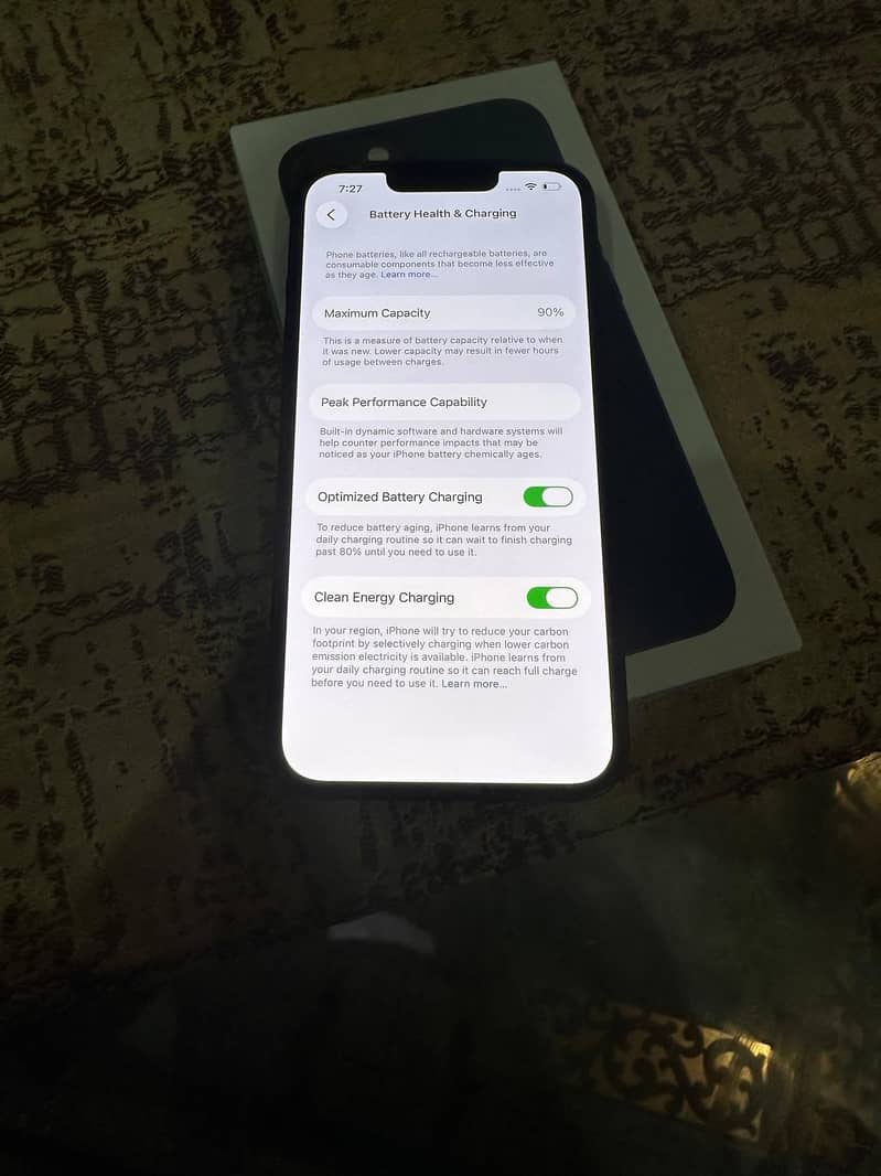 Apple iPhone 13 5