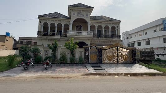 1-Kanal Like Brand New House For Sale