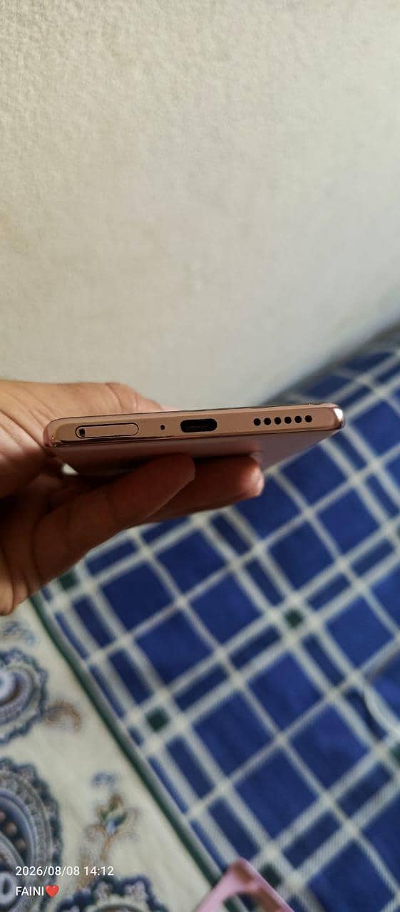 Infinix Zero 40 4