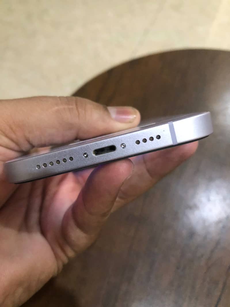 Apple iPhone 14 plus 4