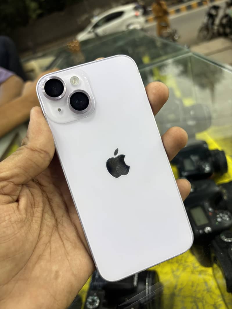 Apple iPhone 14 0