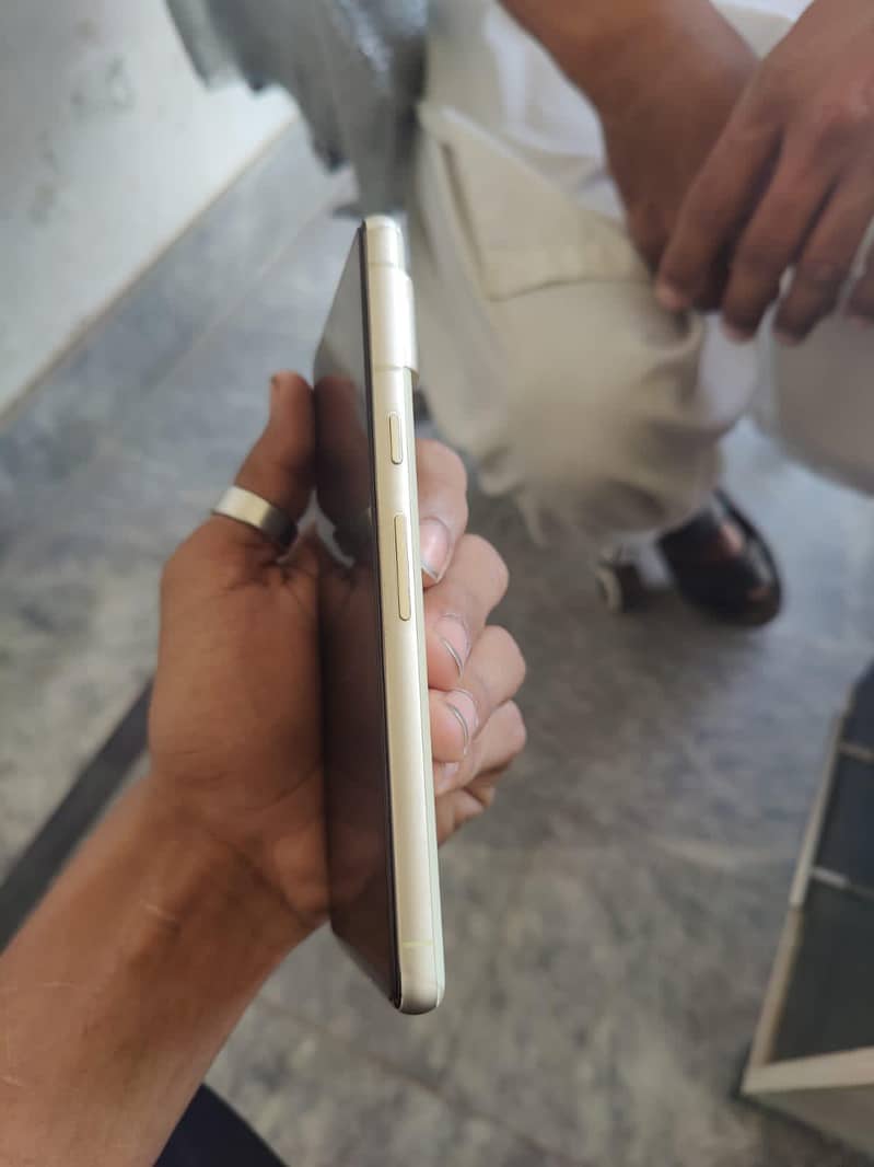 Google Pixel 7 6