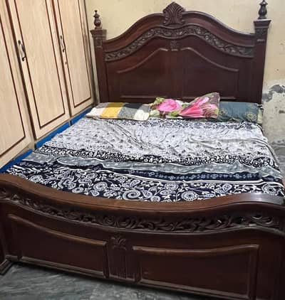 Bed pure wooden king size
