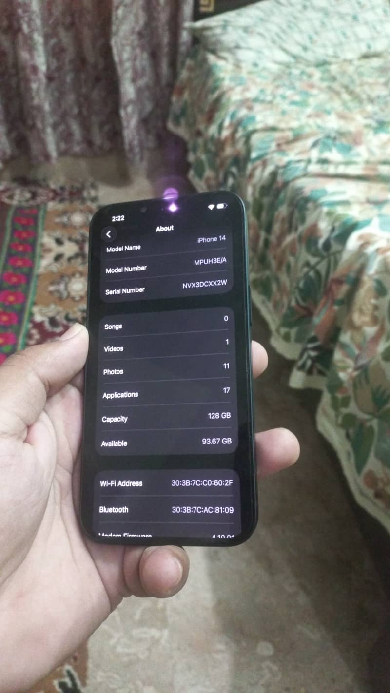 Apple iPhone 14 4