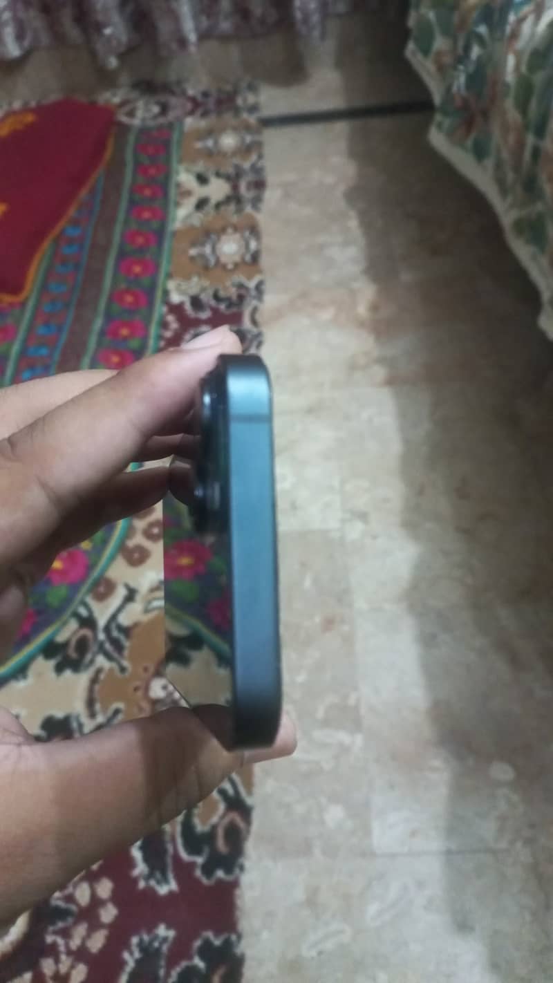 Apple iPhone 14 5