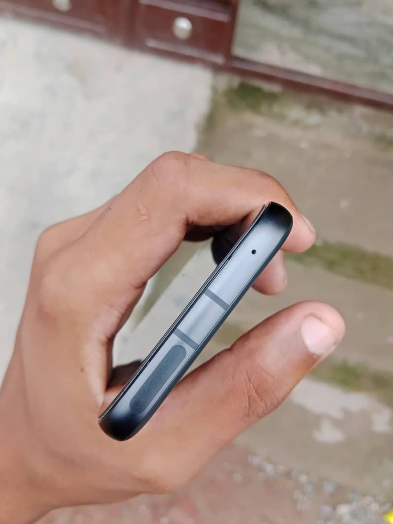Google Pixel 8a 3
