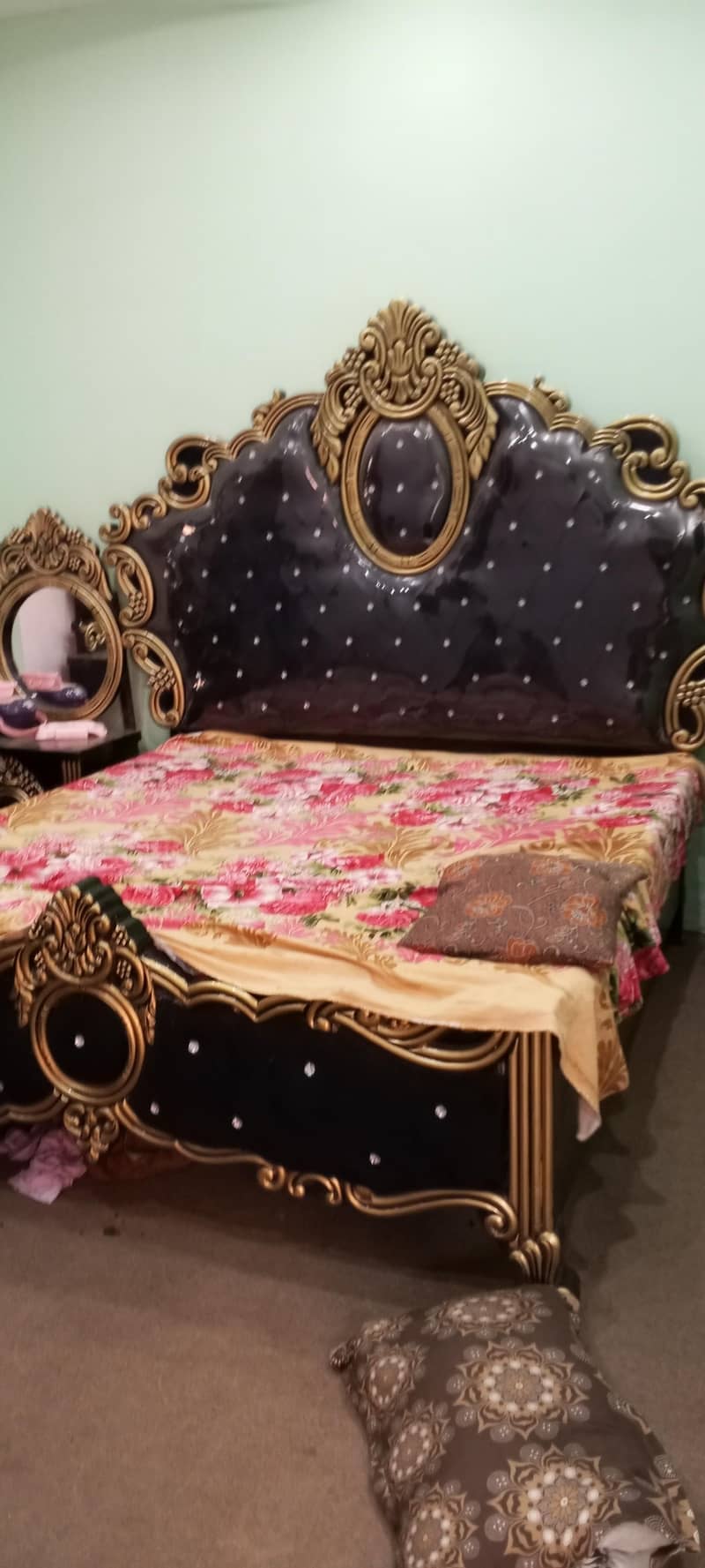 bed dressing do said table 1