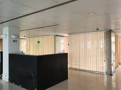 GULBERG ESTATE OFFER,1500 SQFT OFFICE FOR RENT MAIN BOULEVARD GULBERG LAHORE