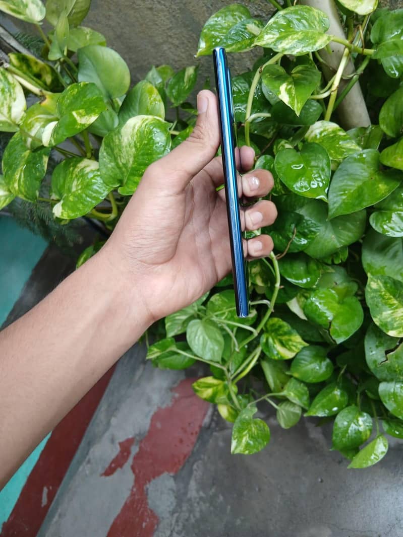 Samsung Mobile Note 10 Plus 2
