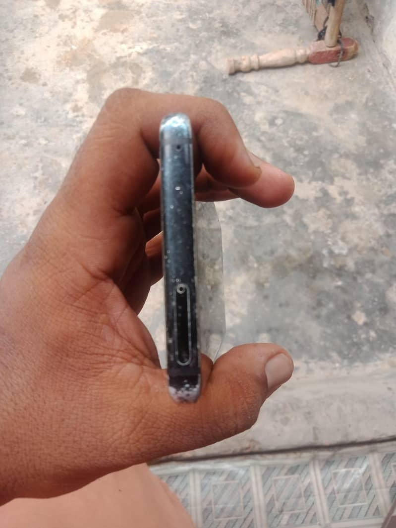 Samsung Mobile Note 8 2
