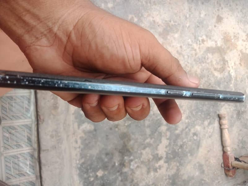 Samsung Mobile Note 8 4