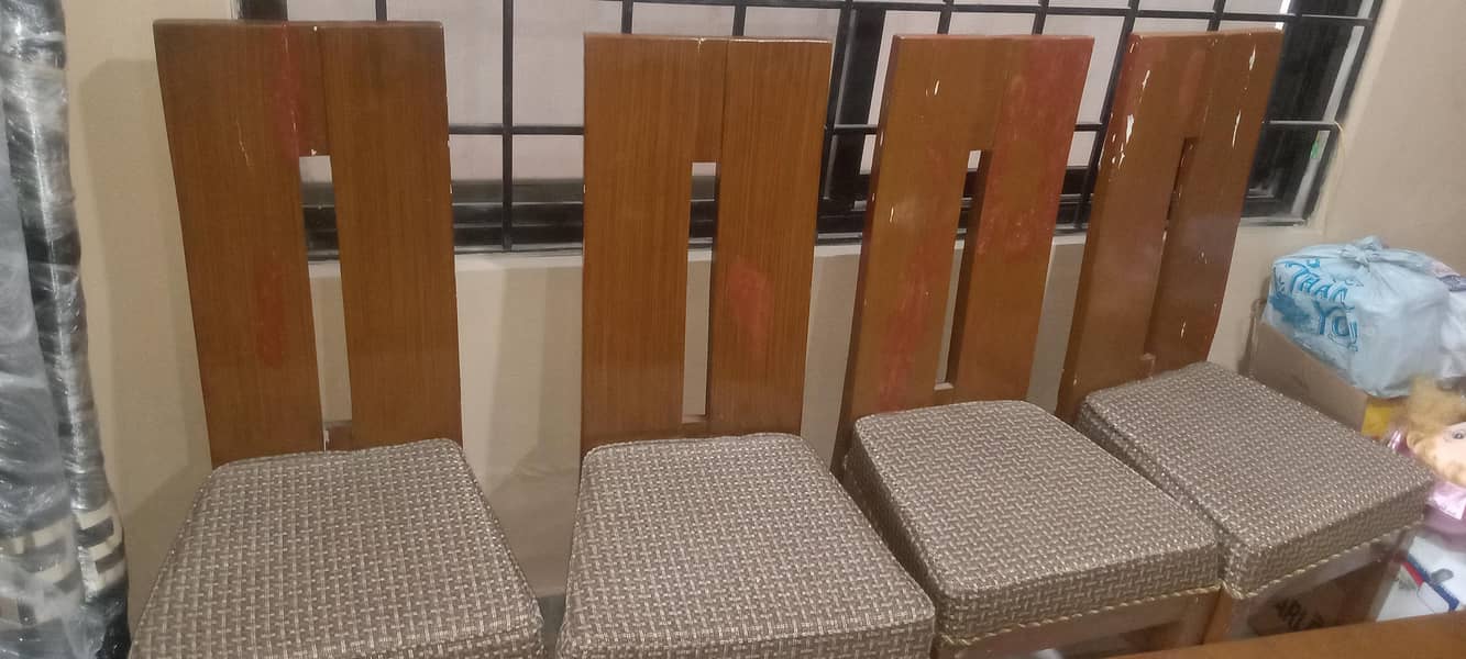 dinning table 0