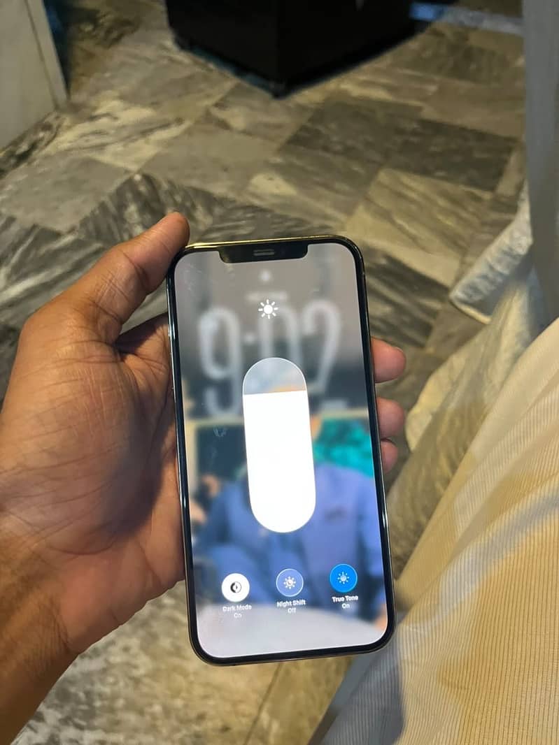 Apple iPhone 12 Pro Max 1