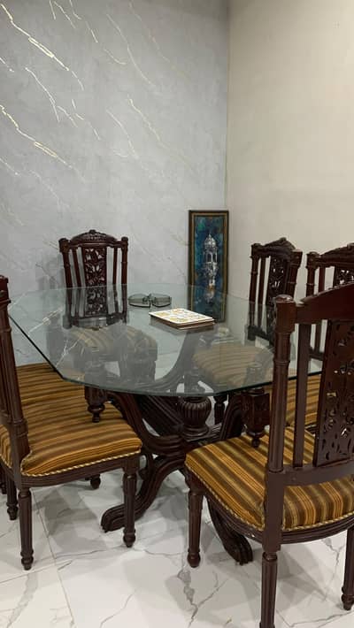 chinnioti Dinning table with 6 chairs