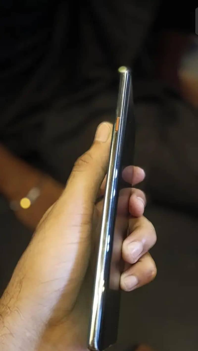 Tecno CAMON 40 Pro 2