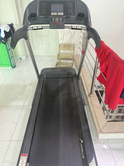Apollo 3 horse power running treadmill