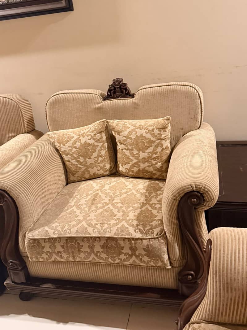 Used Sofa Set 1