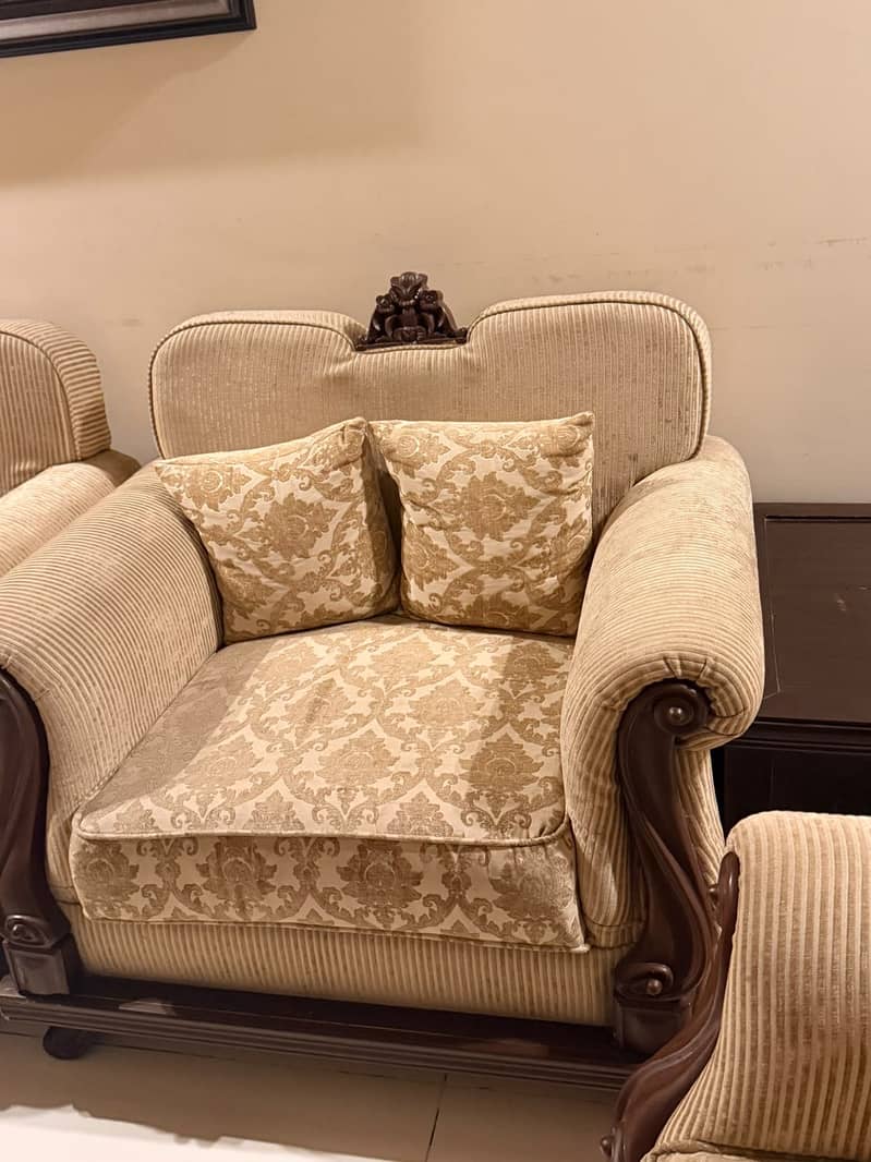 Used Sofa Set 3