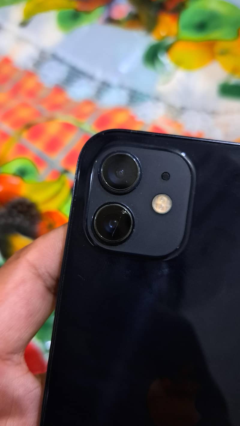 Apple iPhone 12 6