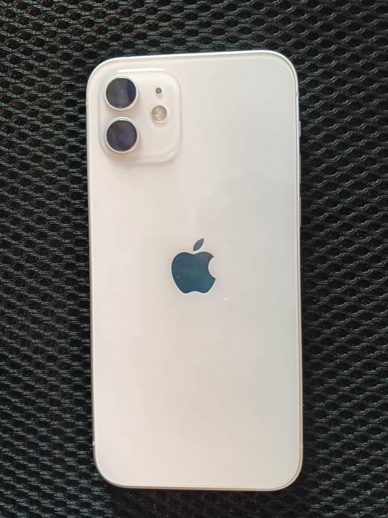 Apple iPhone 12 1