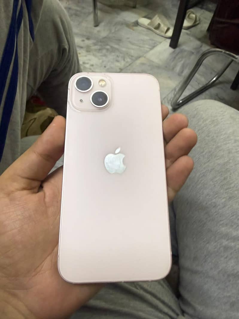 Apple iPhone 13 1