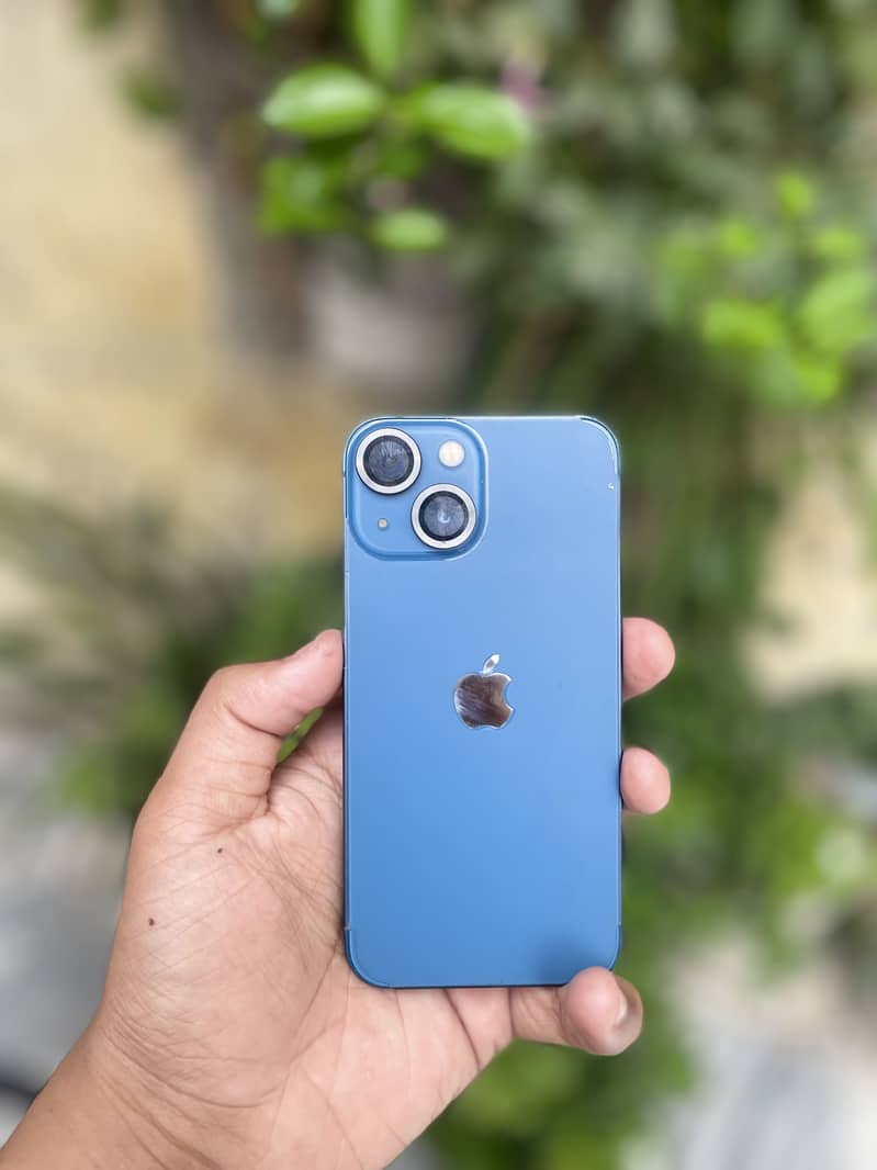 Apple iPhone 13 mini 1