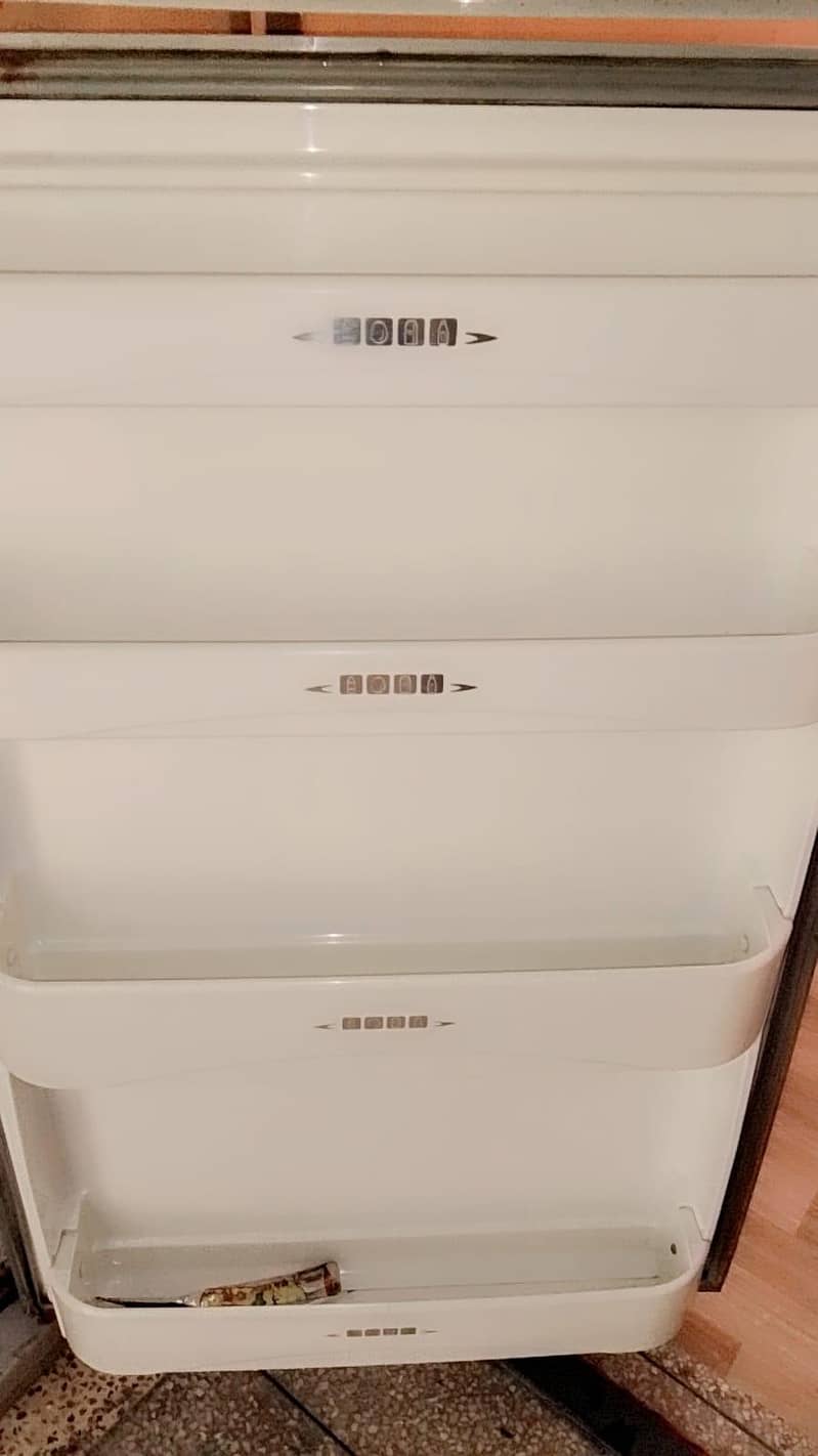 Dawlance refrigerator 2