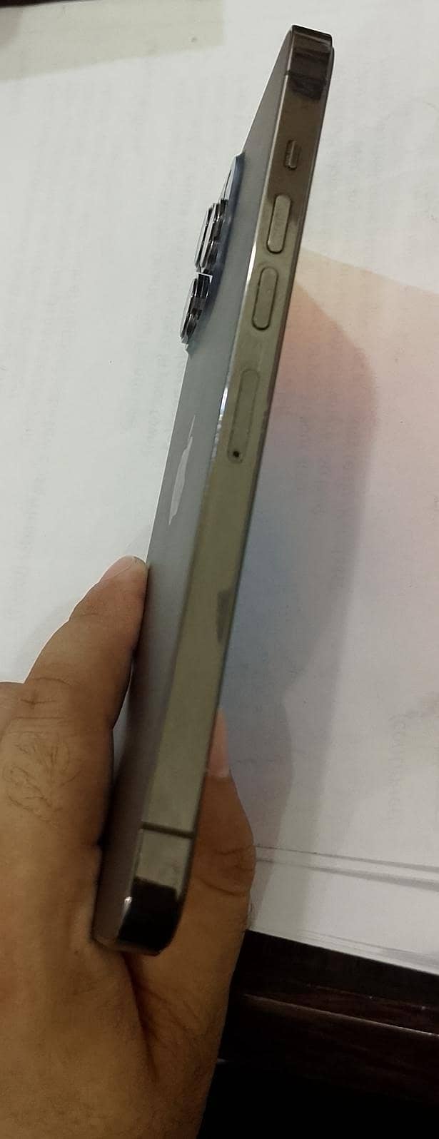 Apple iPhone 13 Pro Max 4
