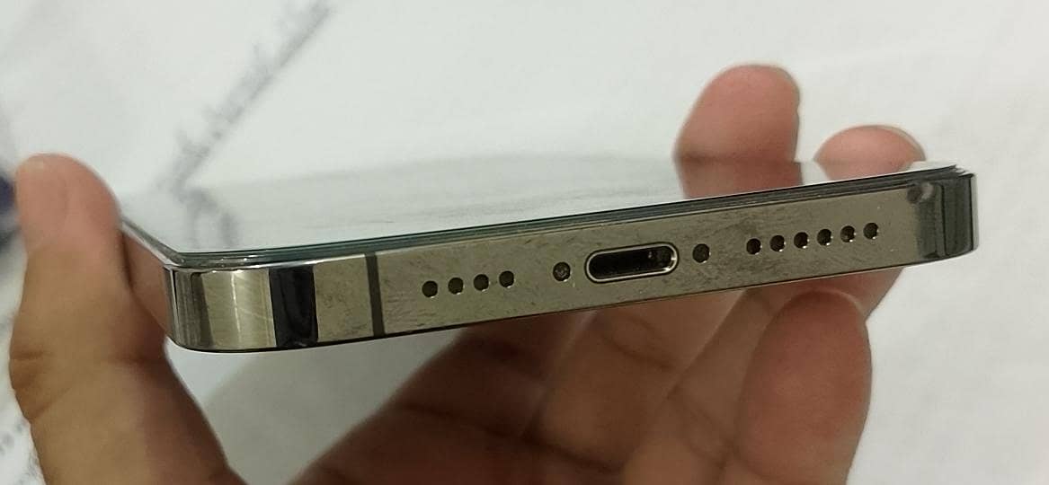 Apple iPhone 13 Pro Max 5