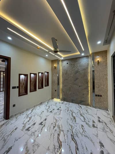 Luxury 10 marla new house for rent in Dha rahbar