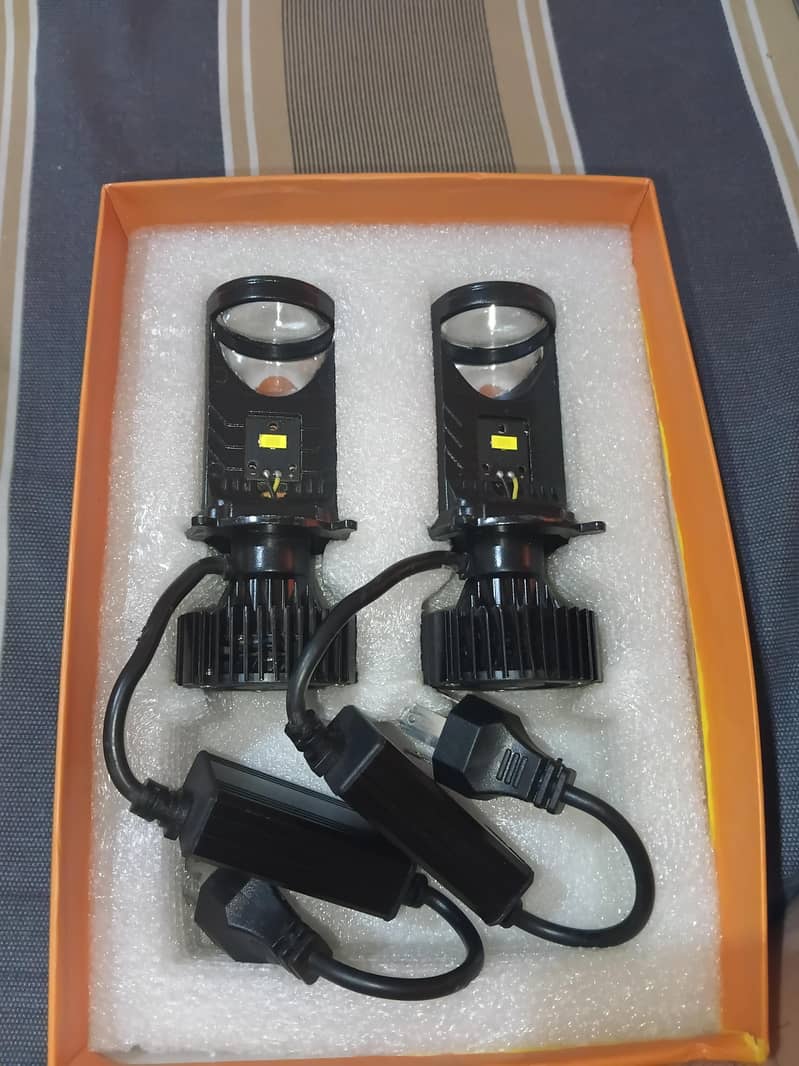 Y6 PROJECTOR LED 1
