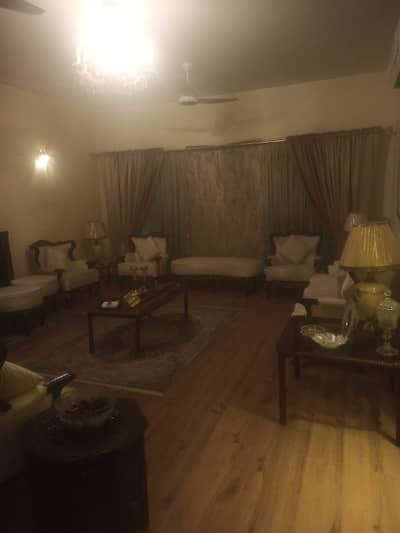 1 kanal house for rent