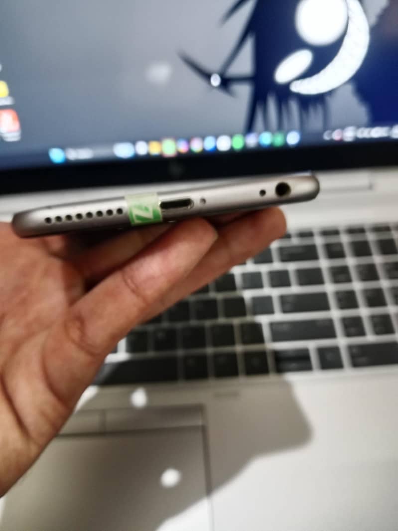 Apple iPhone 6 Plus 2