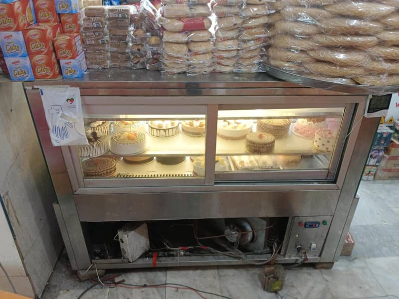 cake freezer 3