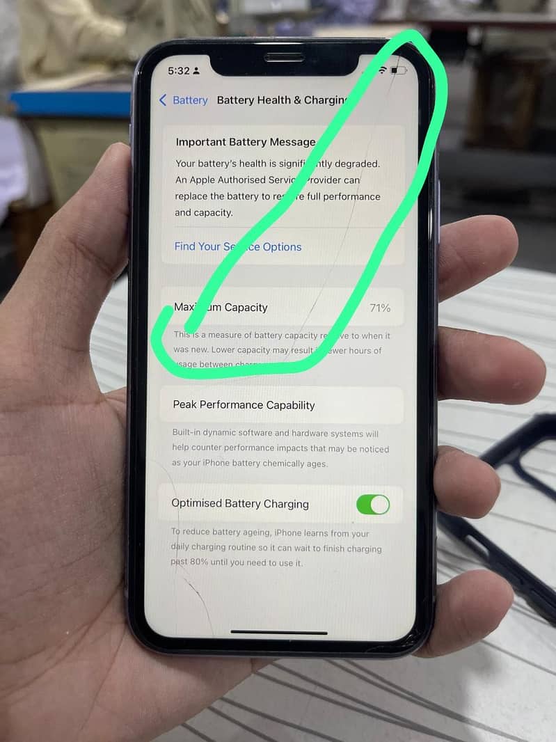 Apple iPhone 11 7