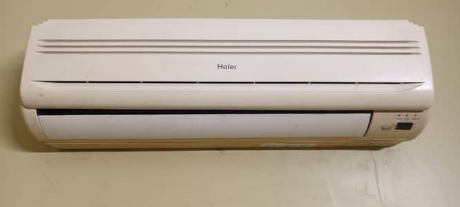 Daikin Split AC 1 ton extraordinary cooling
