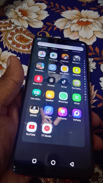 sasta or acha phone