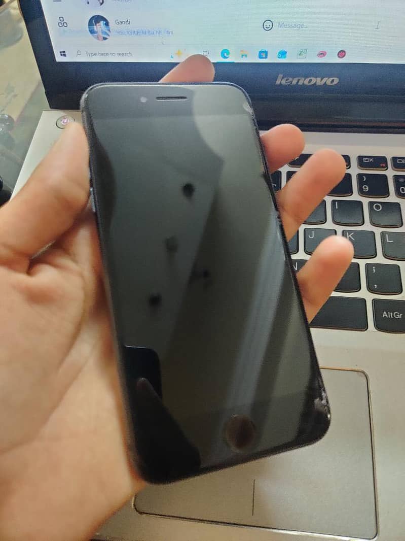 Apple iPhone 8 2