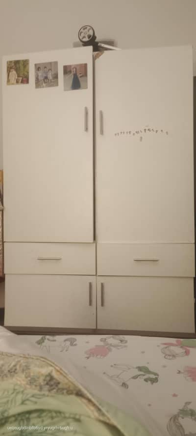 white wardrobe