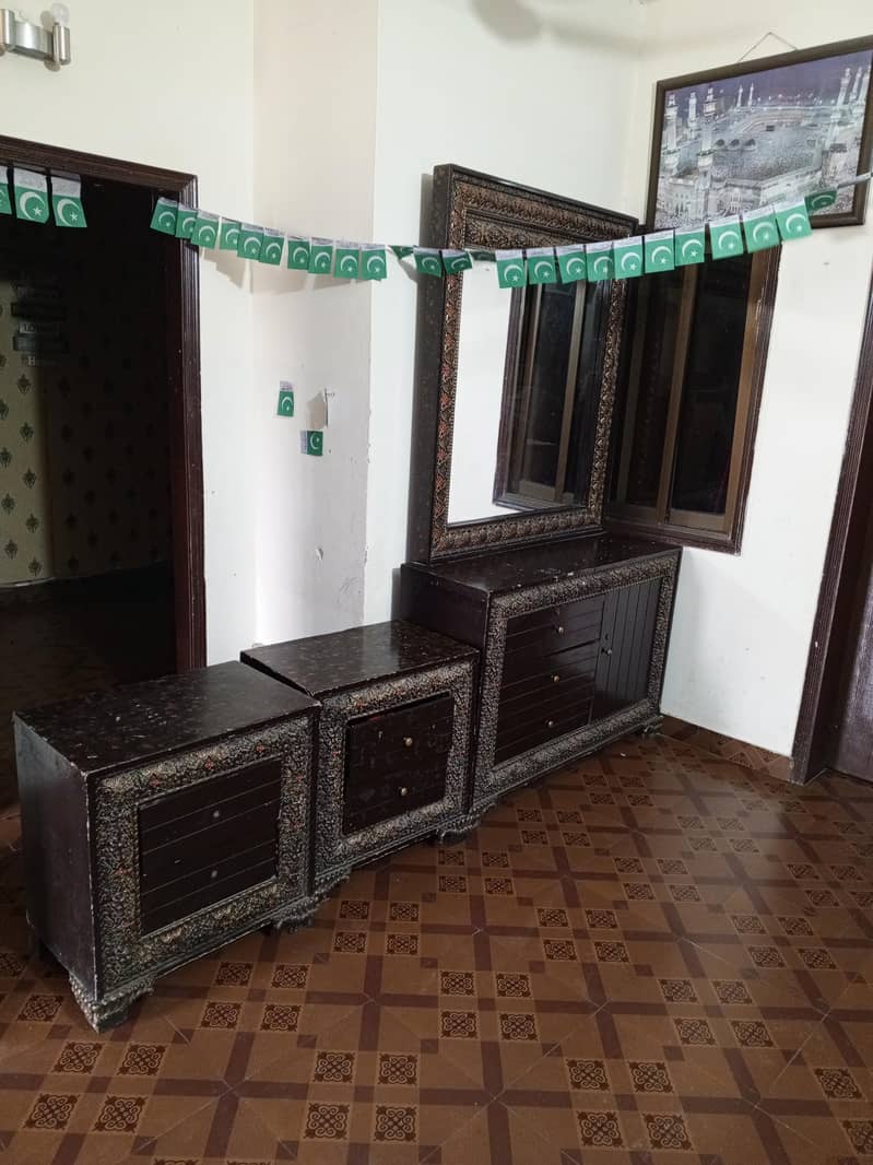 Dressing with 2 side table 1