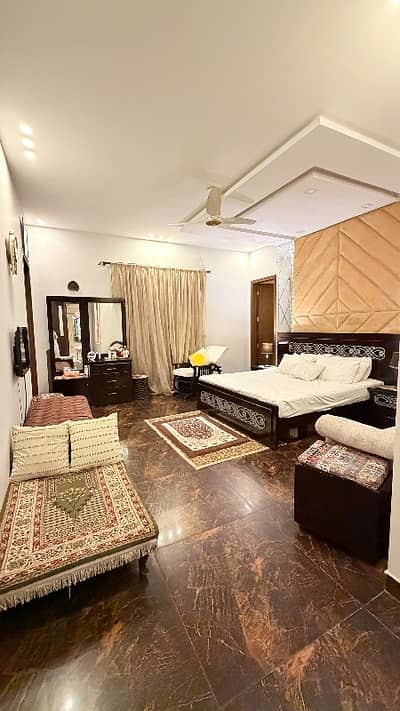 10 Marla House For Sale UET Society phase Wapda Town & College Road