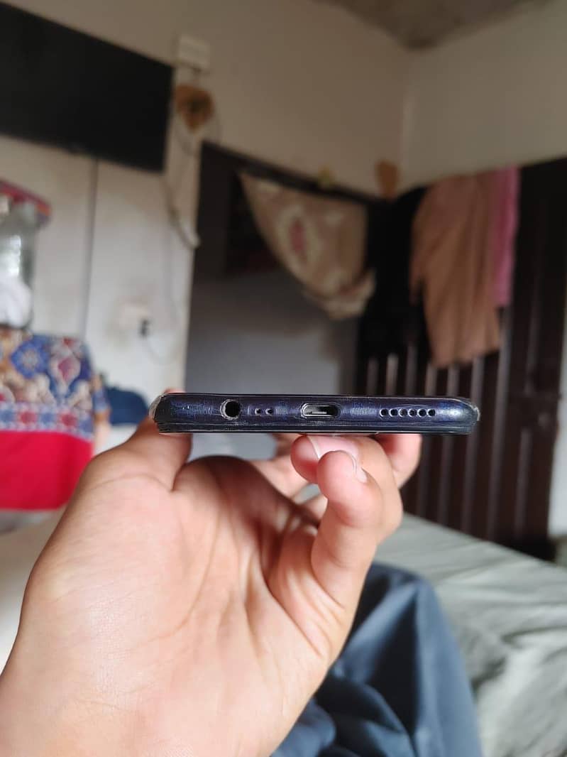 OPPO A3s 3