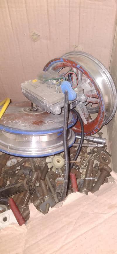 electric bike hub with controller
