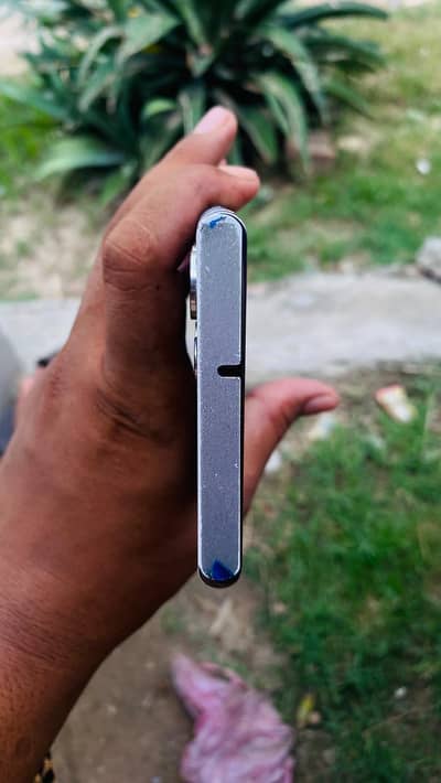 Samsung Mobile S22 Ultra